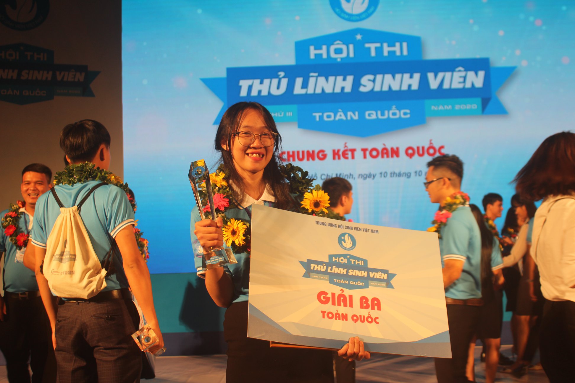 Chủ tịch Hội sinh viên Trương Diễm Linh đạt Giải Ba hội thi Thủ lĩnh sinh viên toàn quốc