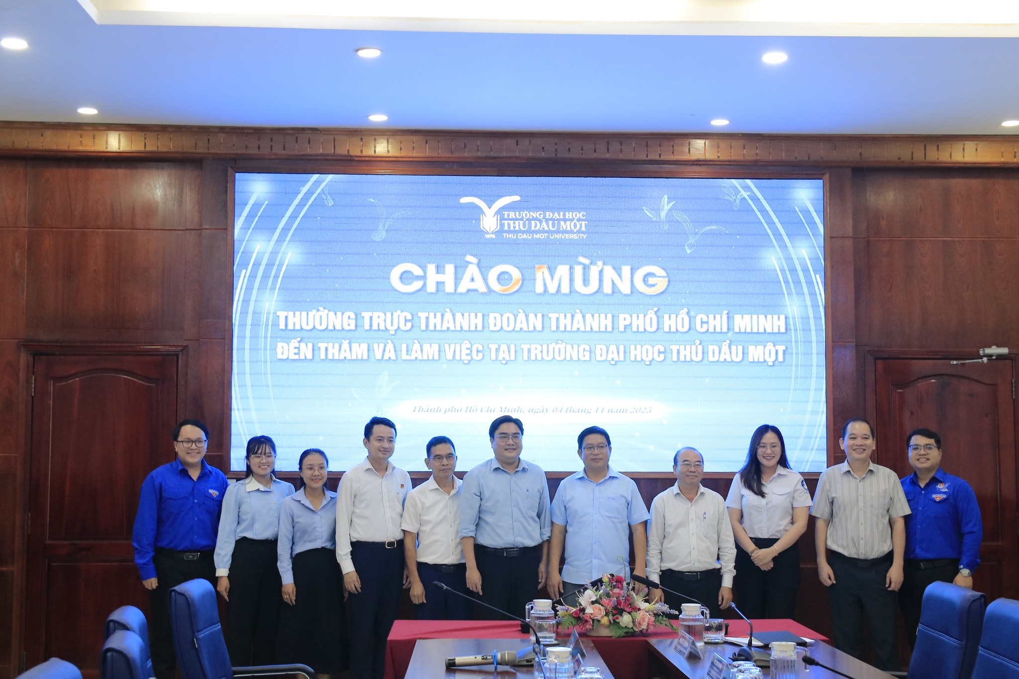 Đoàn công tác Thành đoàn TP. Hồ Chí Minh thăm và làm việc tại Đại học Thủ Dầu Một