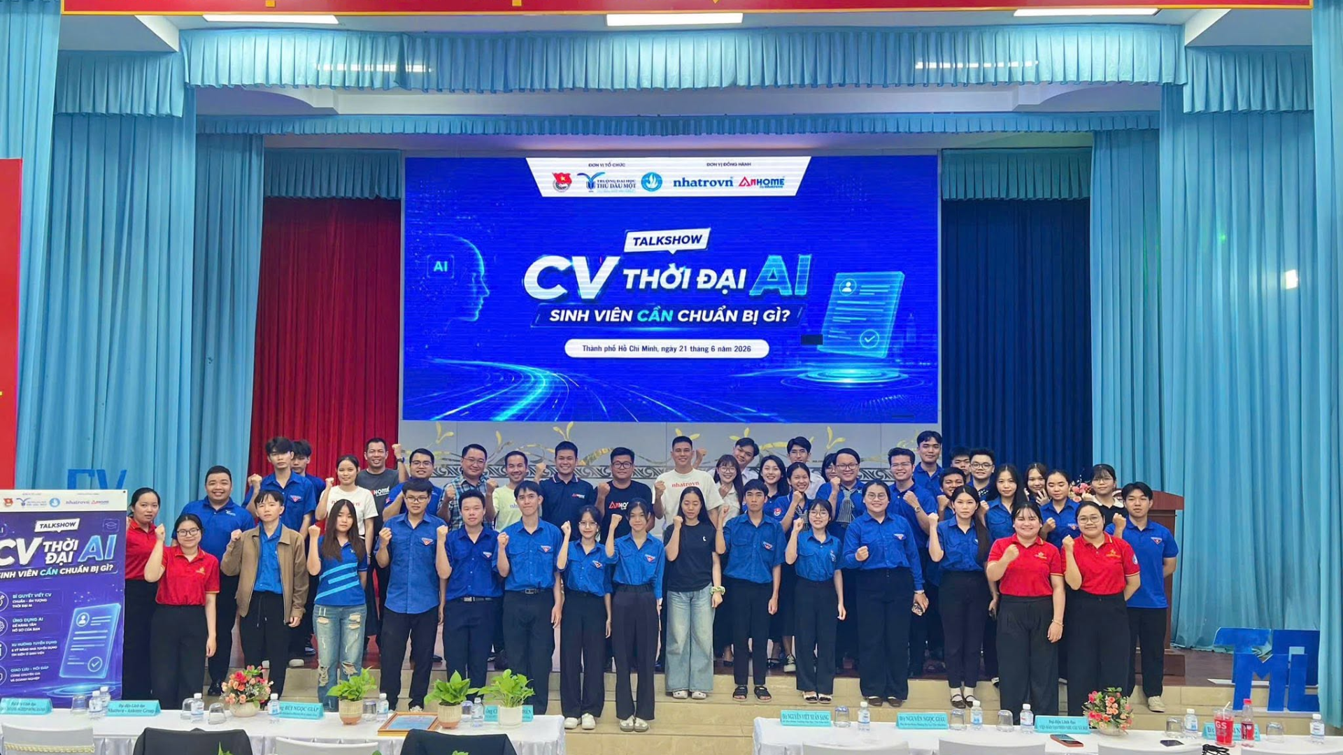  CHUỖI HOẠT ĐỘNG HƯỞNG ỨNG LỄ RA QUÂN CHIẾN DỊCH MÙA HÈ XANH TDMU 2026 | TALKSHOW “CV THỜI ĐẠI AI – SINH VIÊN CẦN CHUẨN BỊ GÌ?”: HÀNH TRANG CHO SINH VIÊN TRONG KỶ NGUYÊN SỐ