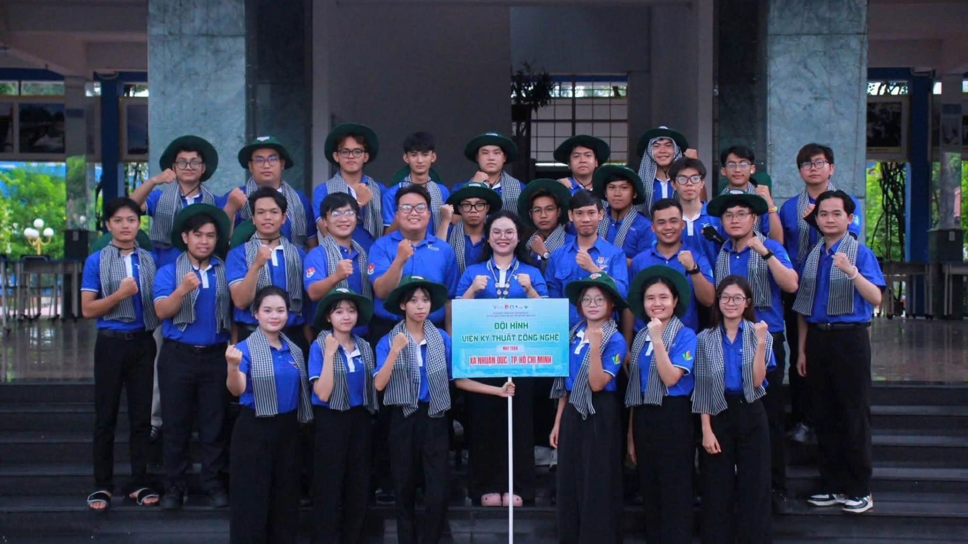 LỄ XUẤT QUÂN ĐỘI HÌNH MÙA HÈ XANH VIỆN KỸ THUẬT CÔNG NGHỆ ĐẾN MẶT TRẬN XÃ NHUẬN ĐỨC, THÀNH PHỐ HỒ CHÍ MINH
