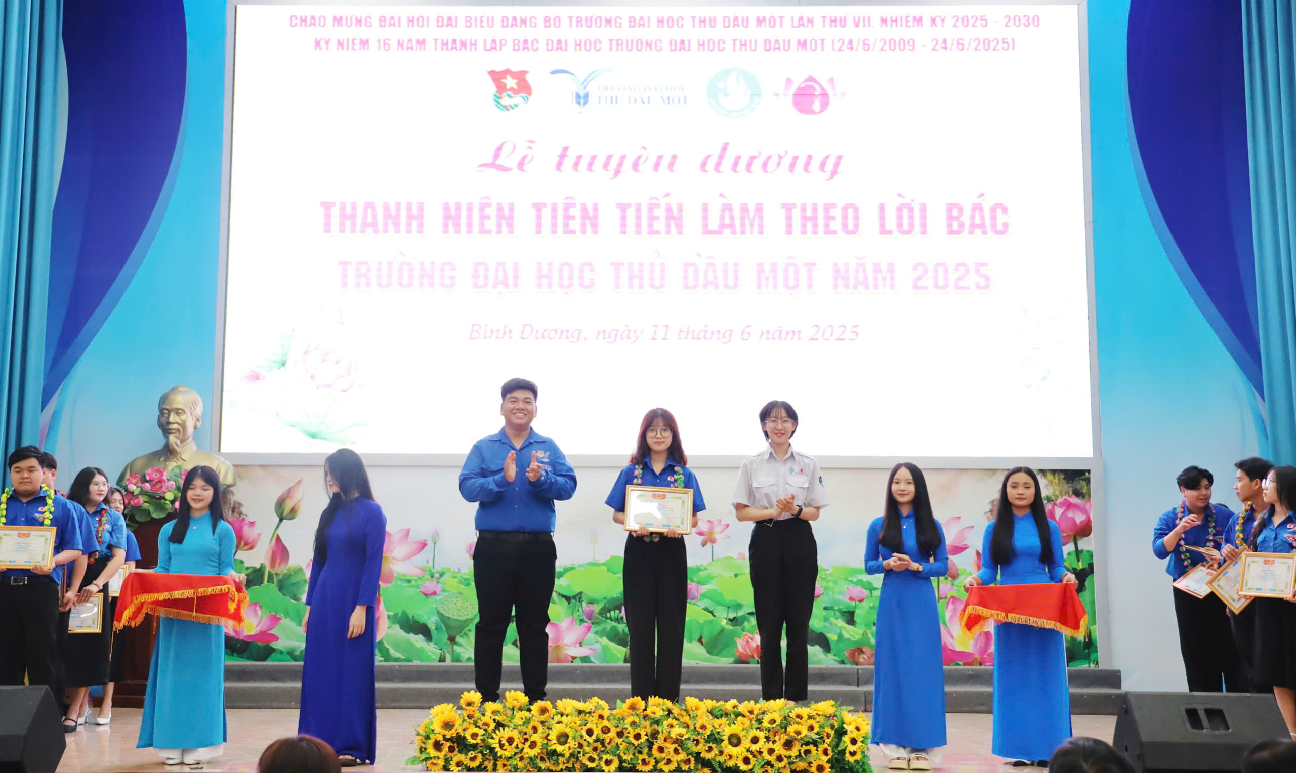 Dương Huỳnh Cẩm Nhung – Đảng viên trẻ tiêu biểu trong công tác Đoàn – Hội