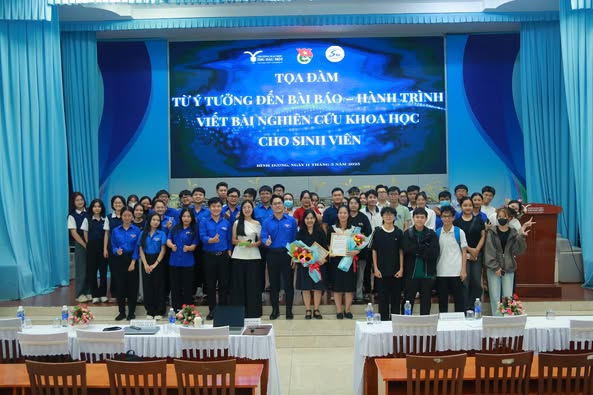 Tọa đàm nghiên cứu khoa học 2025: khơi mở hành trình “Từ ý tưởng đến bài báo”
