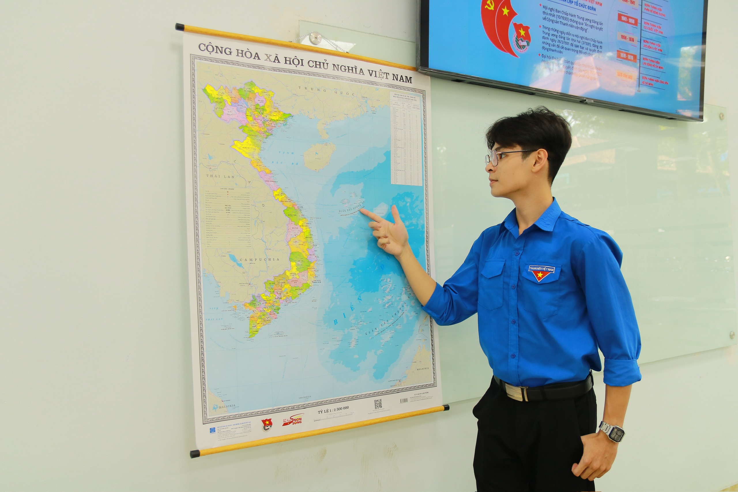 Tuổi trẻ Trường Đại học Thủ Dầu Một hưởng ứng Cuộc vận động “Tự hào một dải non sông” – Lan tỏa tình yêu đất nước trong sinh viên, trí thức trẻ
