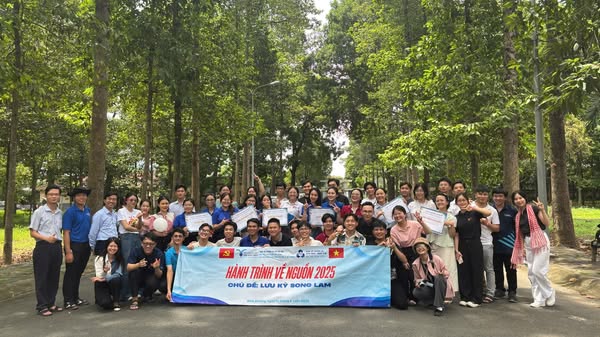 Hành trình về nguồn “Lưu ký Song Lam” – Kết nối truyền thống, lan tỏa lý tưởng Cách mạng
