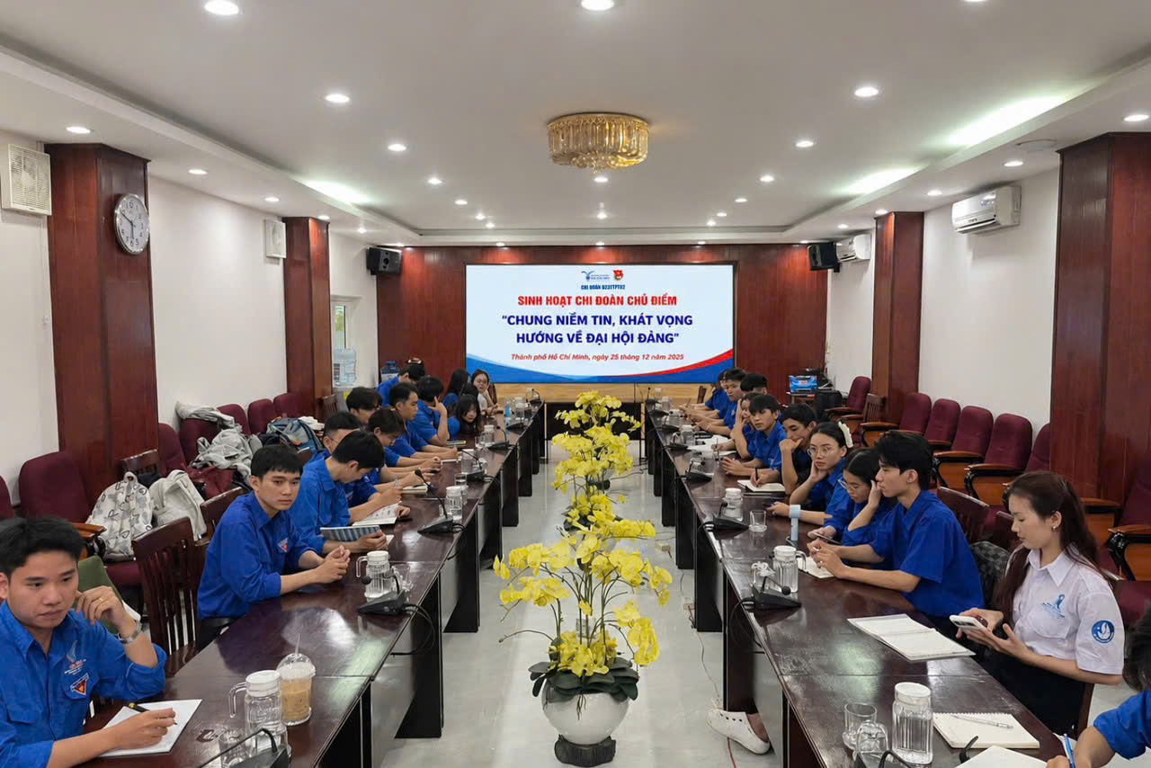 TỔ CHỨC SINH HOẠT CHI ĐOÀN CHỦ ĐỀ “CHUNG NIỀM TIN, KHÁT VỌNG HƯỚNG VỀ ĐẠI HỘI ĐẢNG”