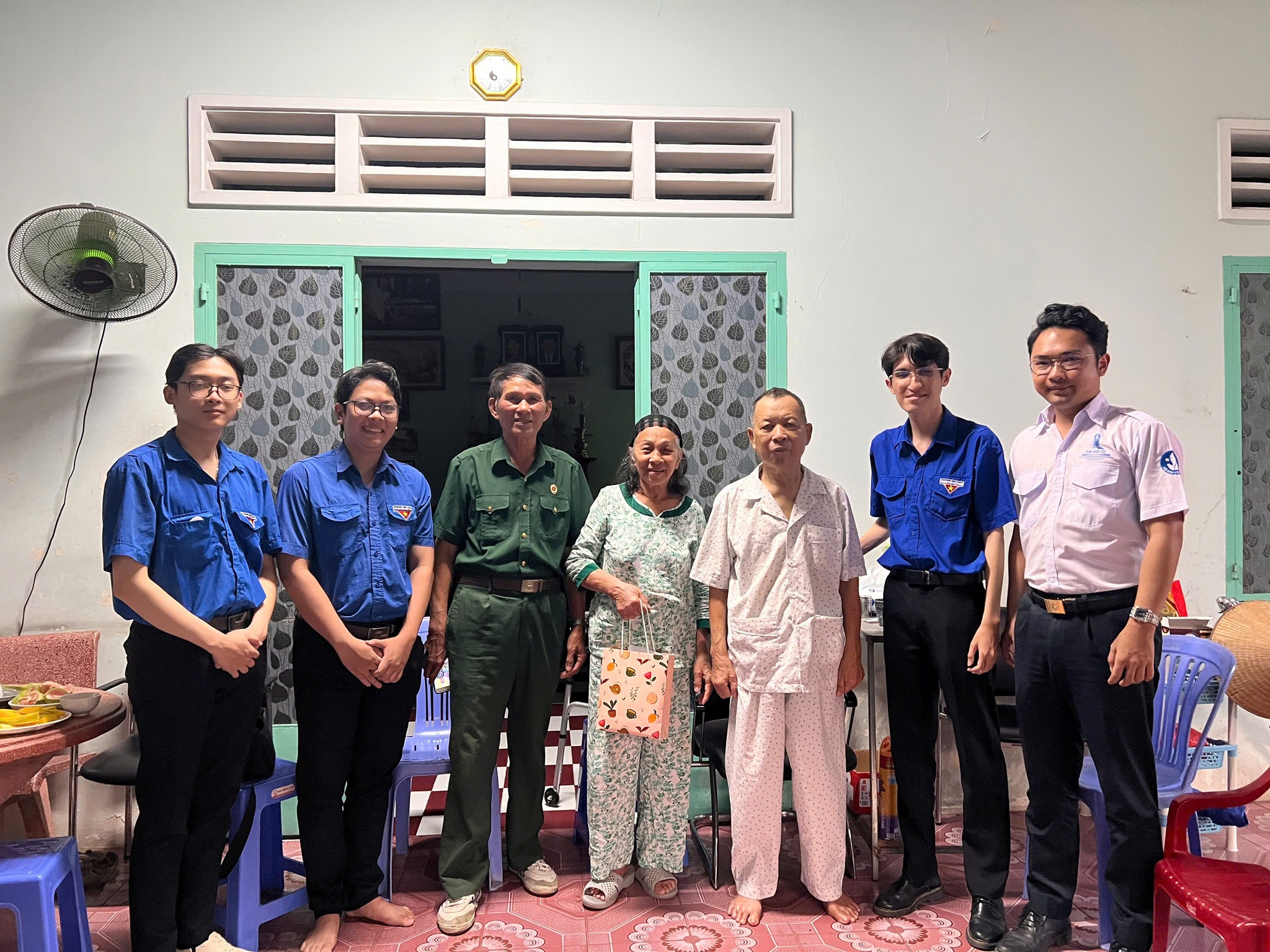 ĐOÀN - HỘI KHOA KIẾN TRÚC VỚI HÀNH TRÌNH ĐỀN ƠN ĐÁP NGHĨA