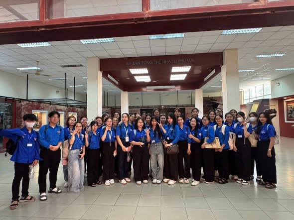 Hành trình về nguồn: Nhà tù Phú Lợi – Bản hùng ca trong ngục tối