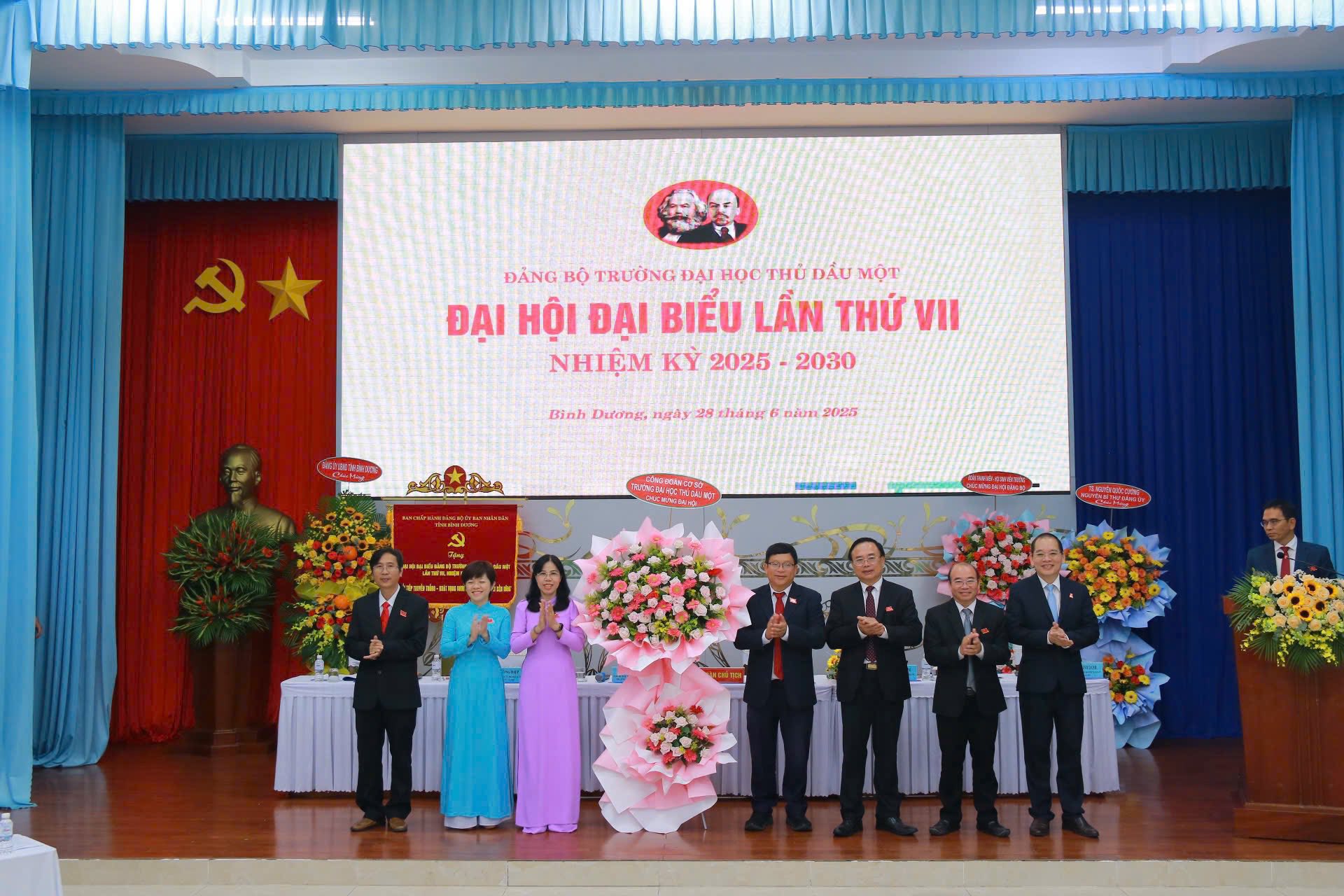 Đại hội đại biểu Đảng bộ Trường Đại học Thủ Dầu Một lần thứ VII nhiệm kỳ 2025–2030.