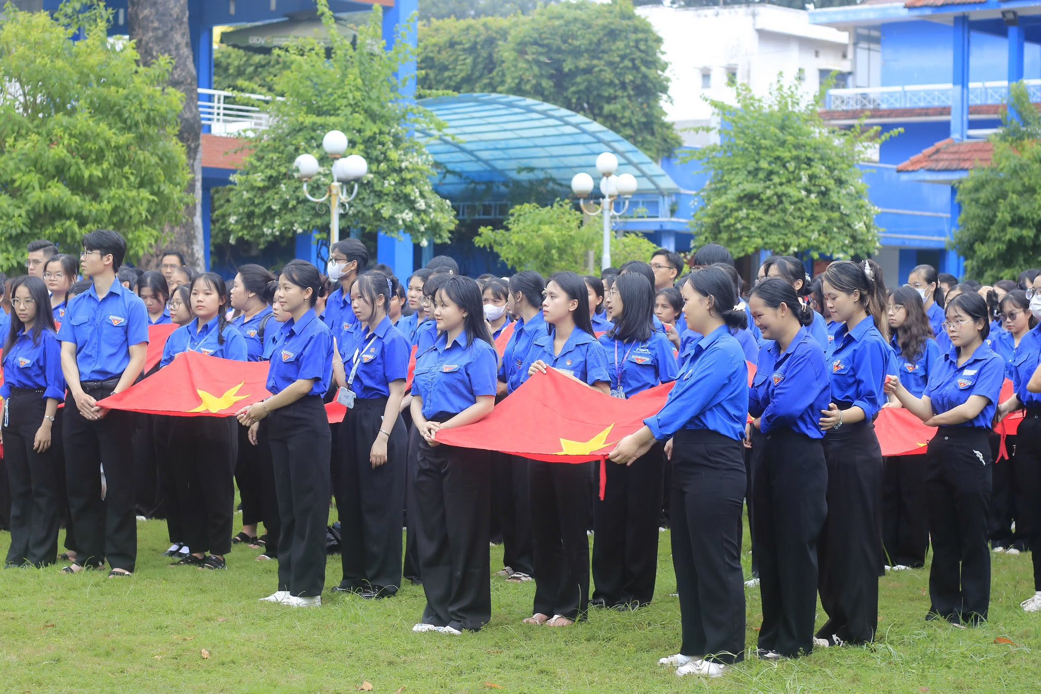 Trường Đại học Thủ Dầu Một trang trọng tổ chức Lễ chào cờ chào mừng Quốc khánh 2/9